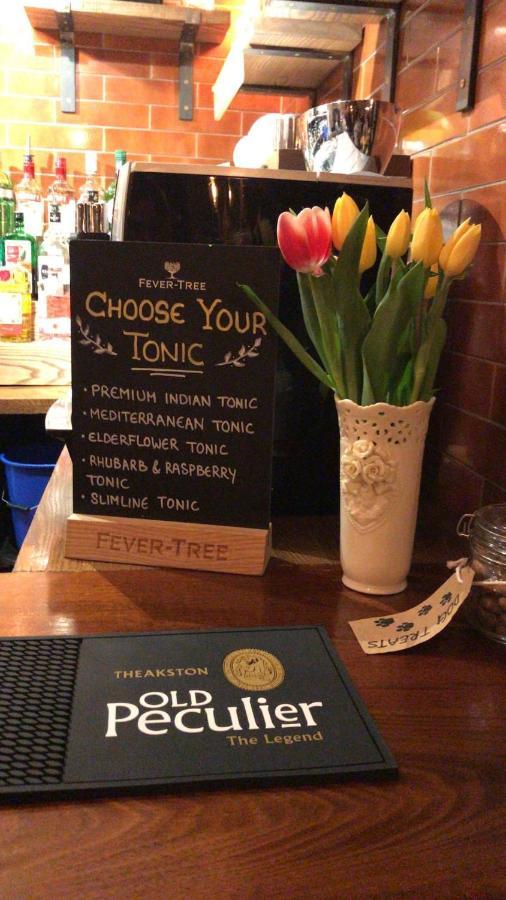 The Bay Horse, Masham Hotel Bagian luar foto