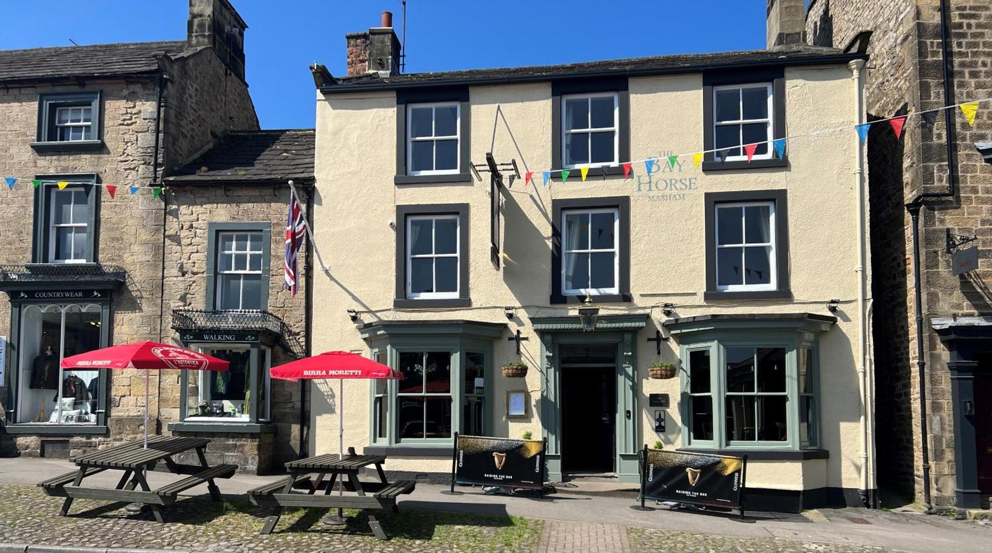 The Bay Horse, Masham Hotel Bagian luar foto